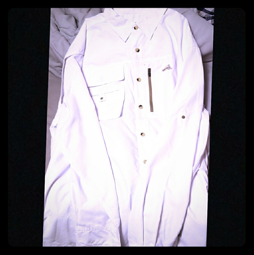 (NWOT) Outdoor Button Up